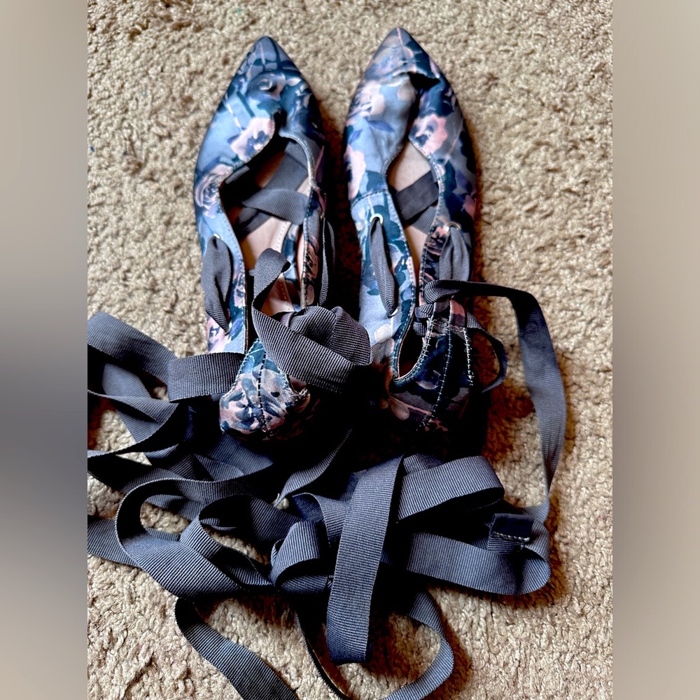 Uk size 5 - next shoe